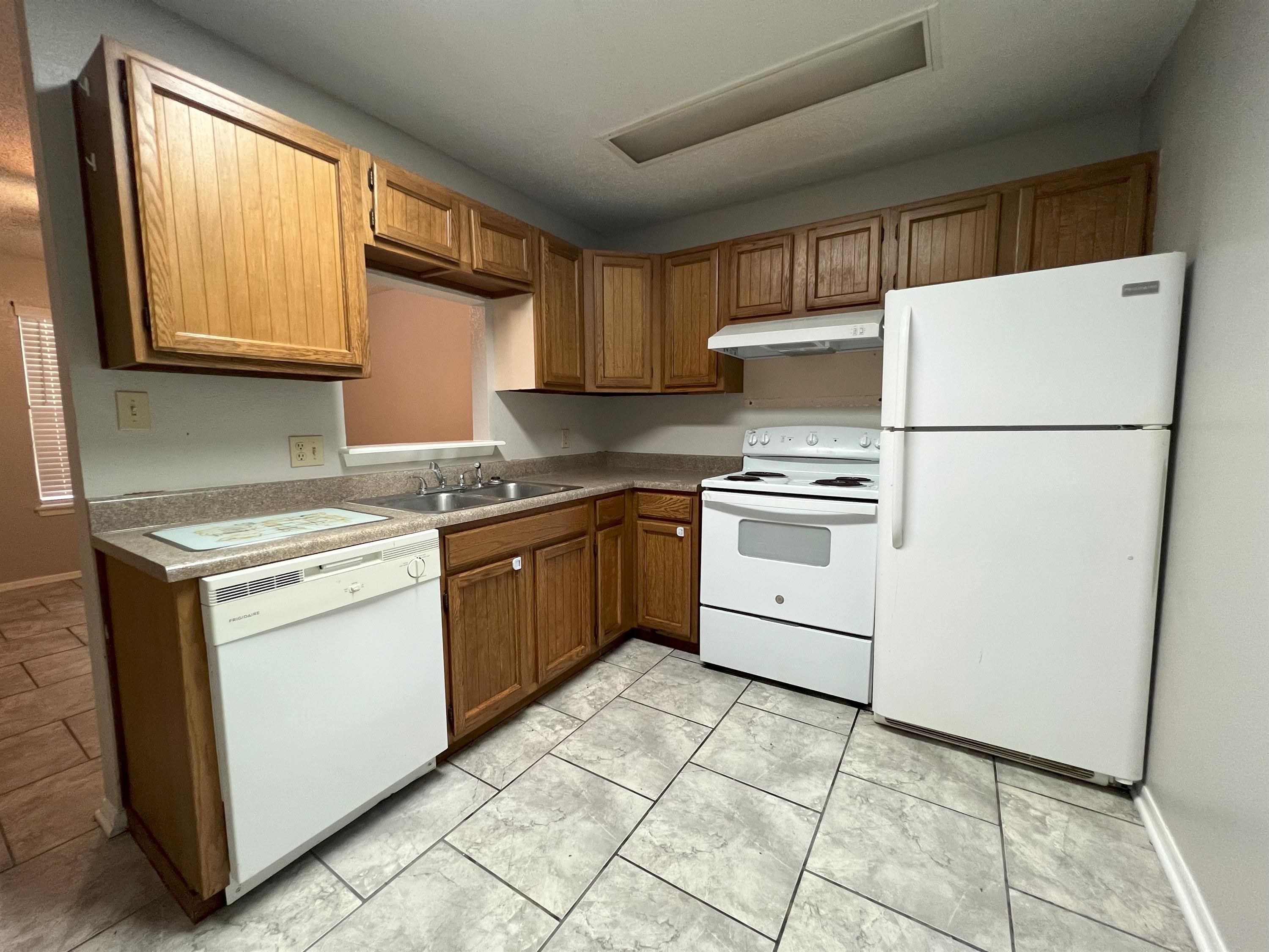 1624 Aquarena Springs